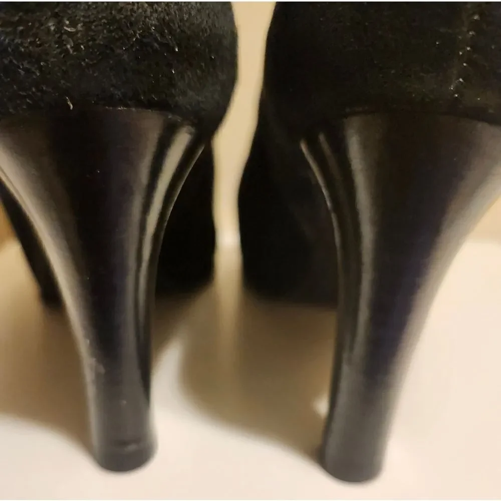 Tory Burch Luxe Black Suede Gold Zip Stiletto Ankle Boots Size 8 Retail $450